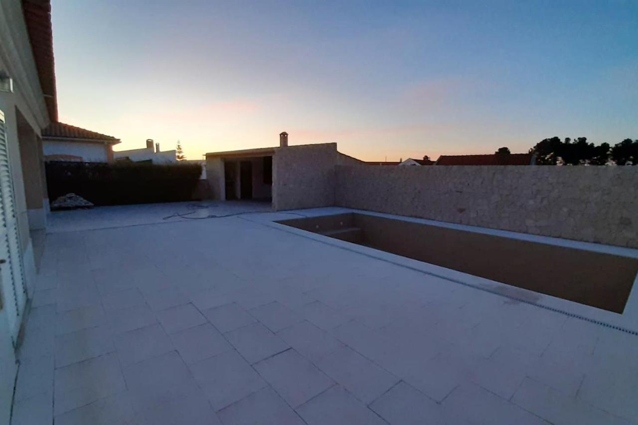 Spacious House In Aldeia Dos Pinheiros With Pool Azeitão Exteriér fotografie